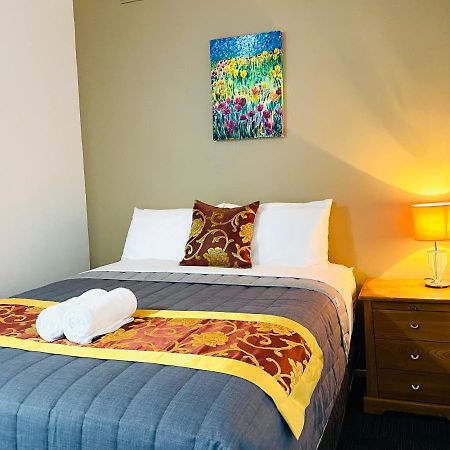 Mid Valley Motel Моруел Екстериор снимка