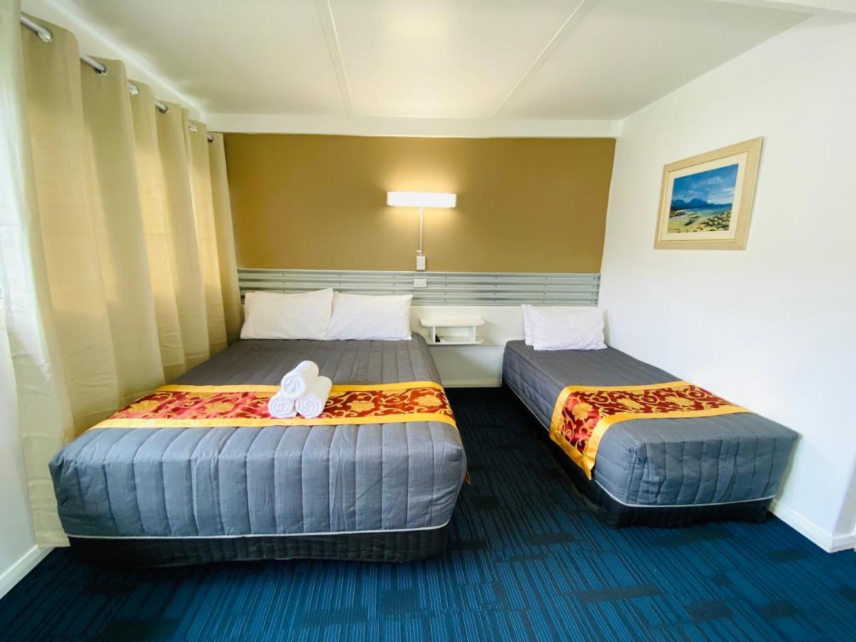 Mid Valley Motel Моруел Екстериор снимка