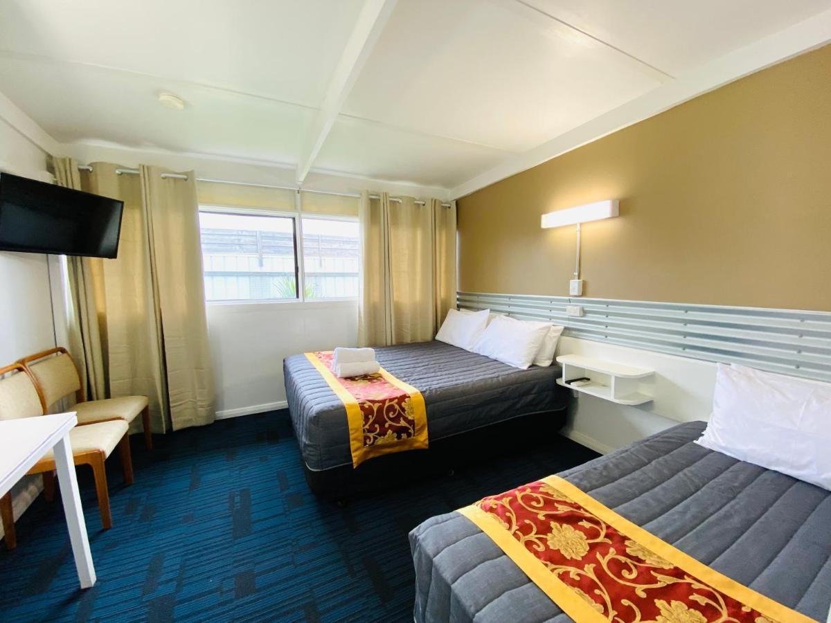 Mid Valley Motel Моруел Екстериор снимка
