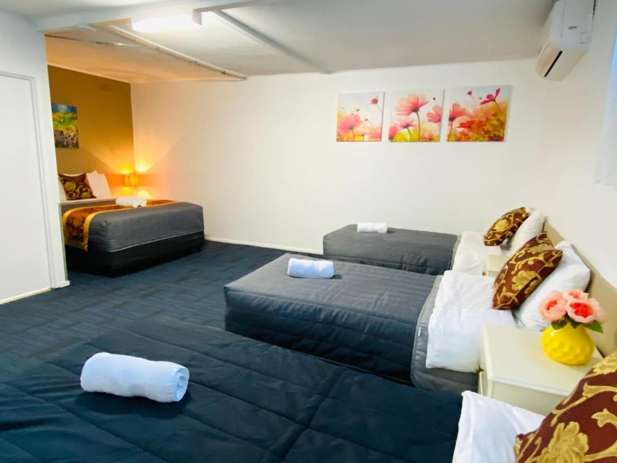 Mid Valley Motel Моруел Екстериор снимка